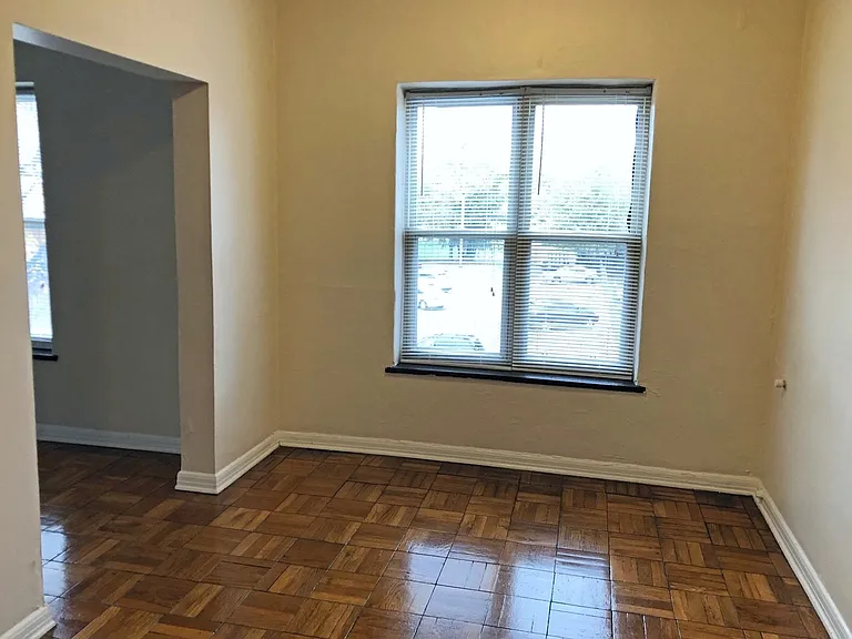 The Bauer Apartments — Photo 12