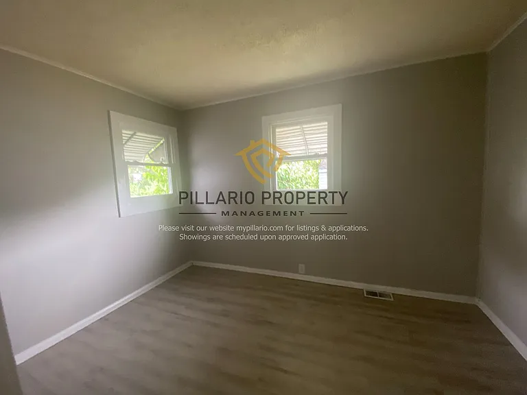 5260-5262 Fletcher Ave — Photo 10