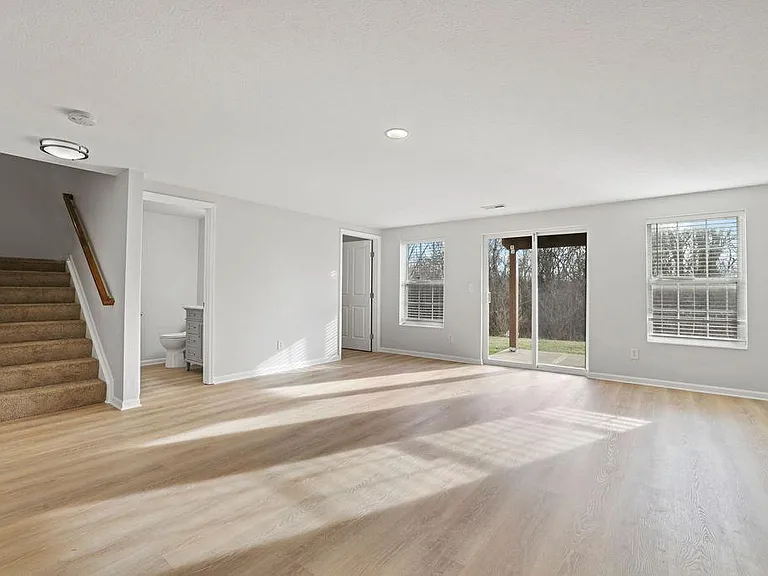 6447 Walnut Fork Dr — Photo 45