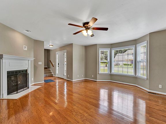 5th image of 509 Waxford Way
