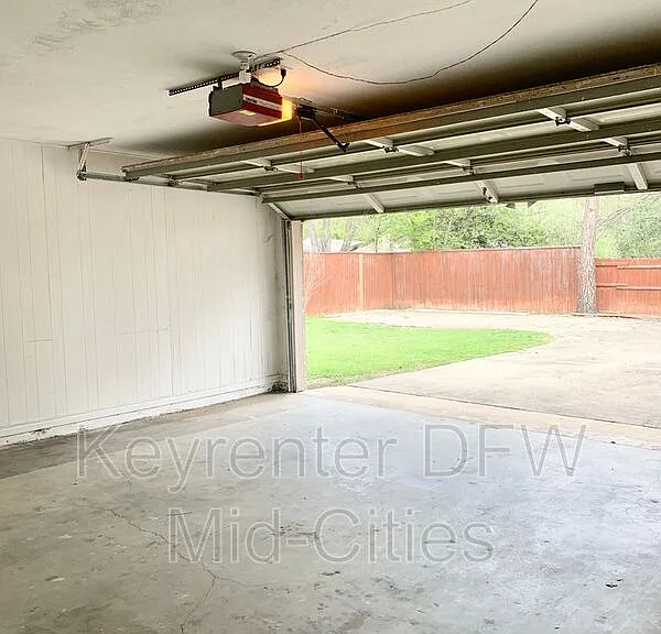 505 E Scotland Dr — Photo 18