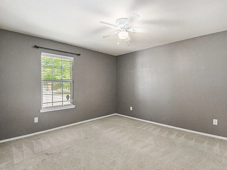 2308 Horseback Trl — Photo 18