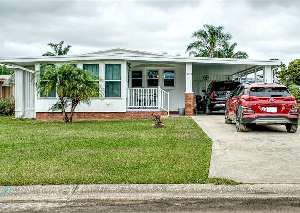 1st image of 1022 Capella Dr