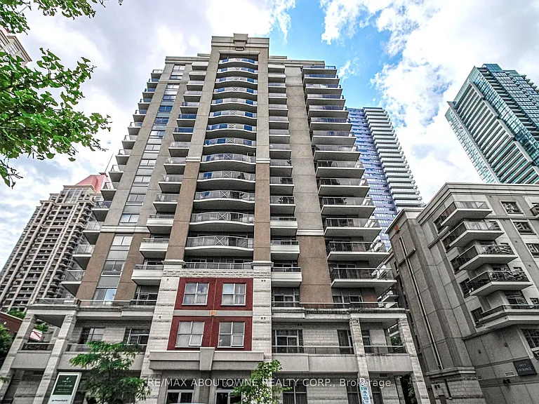 350 Princess Royal Dr #1002 — Photo 1