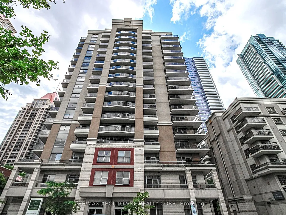 350 Princess Royal Dr #1002