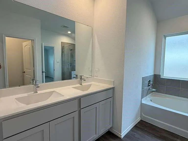 5037 Almond Terrace Dr — Photo 7