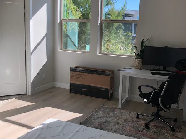 305 Chorus, Irvine, CA 92618