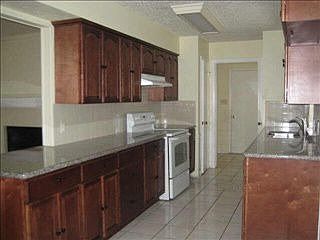 2nd image of 1310 Hillsdale Dr