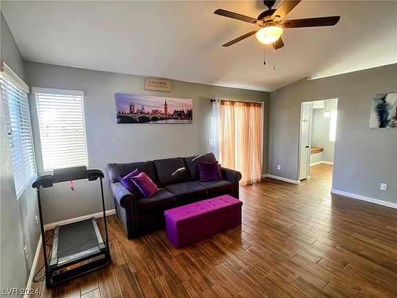 5th image of 1704 Windchime Dr