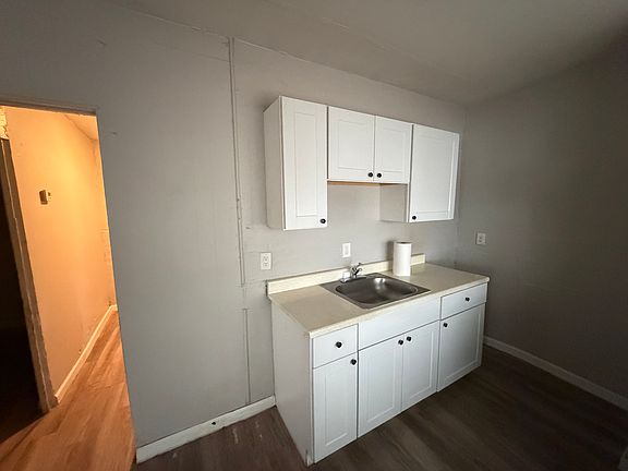 4th image of 2341 W Yuma St #3