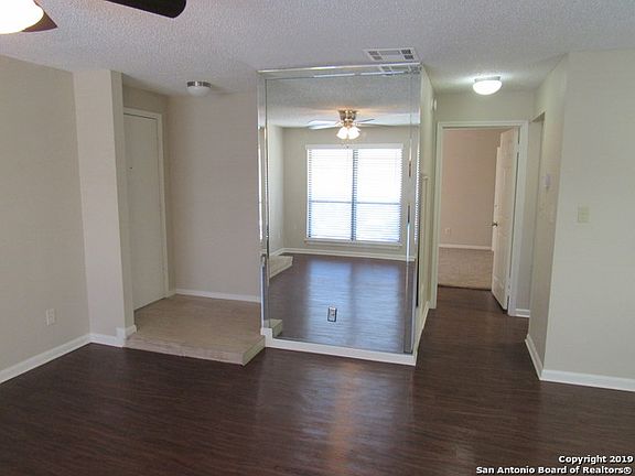 4th image of 11843 Braesview APT 1904