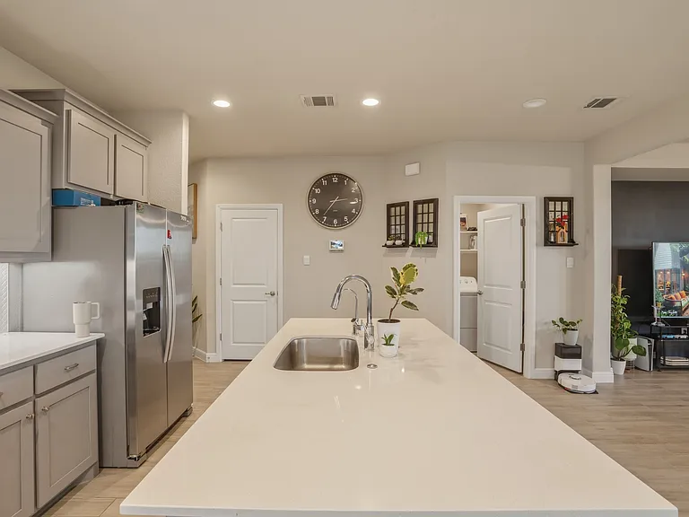 11536 Harp Ln — Photo 16
