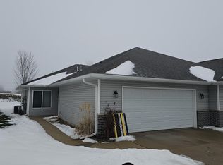 3902 Legacy Ln UNIT 1, Cedar Falls, IA 50613