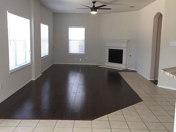 2nd image of 6606 Fairglen Dr