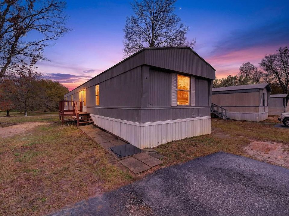 1st image of 491 Chapman Rd #9