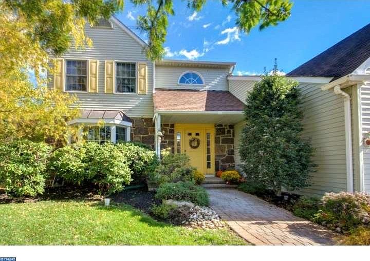 1st image of 613 Parkview Way