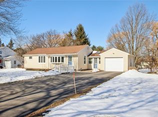 116 Harwood Rd, Spencerport, NY 14559