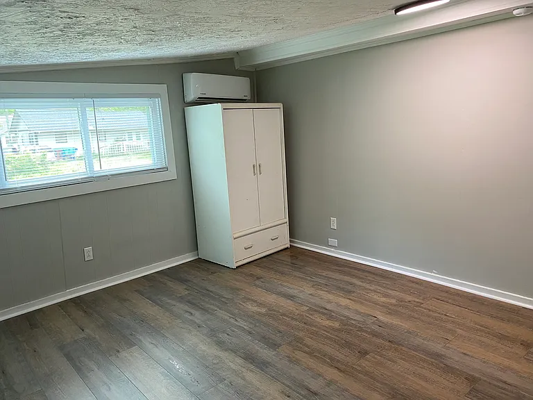 Office / Bonus Room