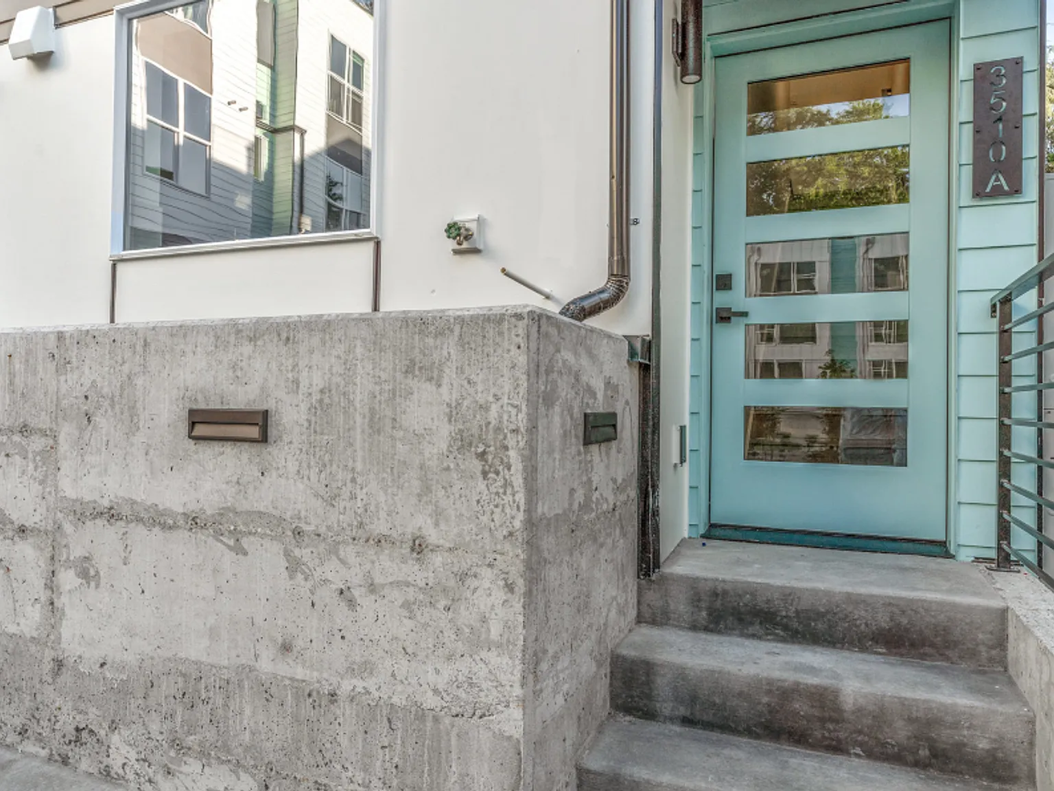 Vitality on 125th — Photo 4