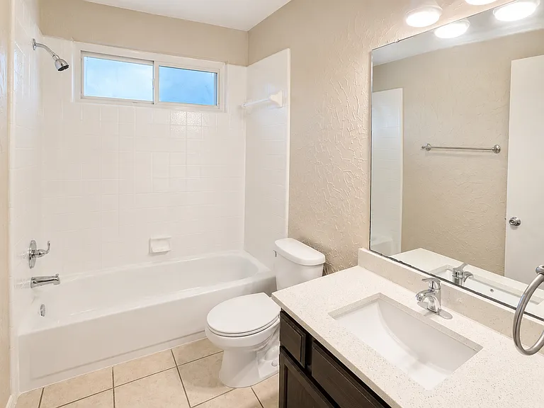 791 Chateau Ln — Photo 26