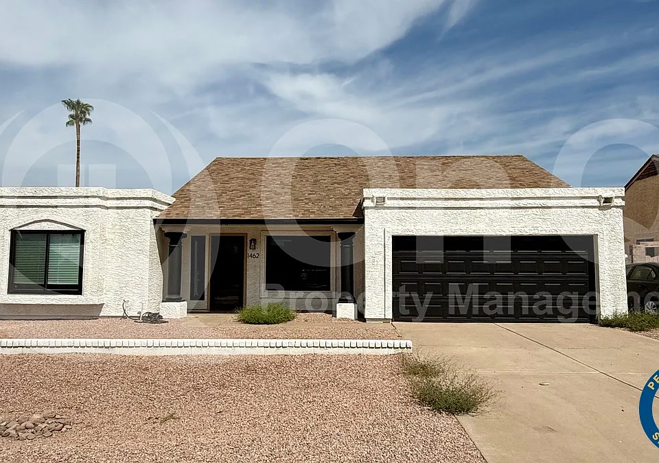 1462 E Dava Dr