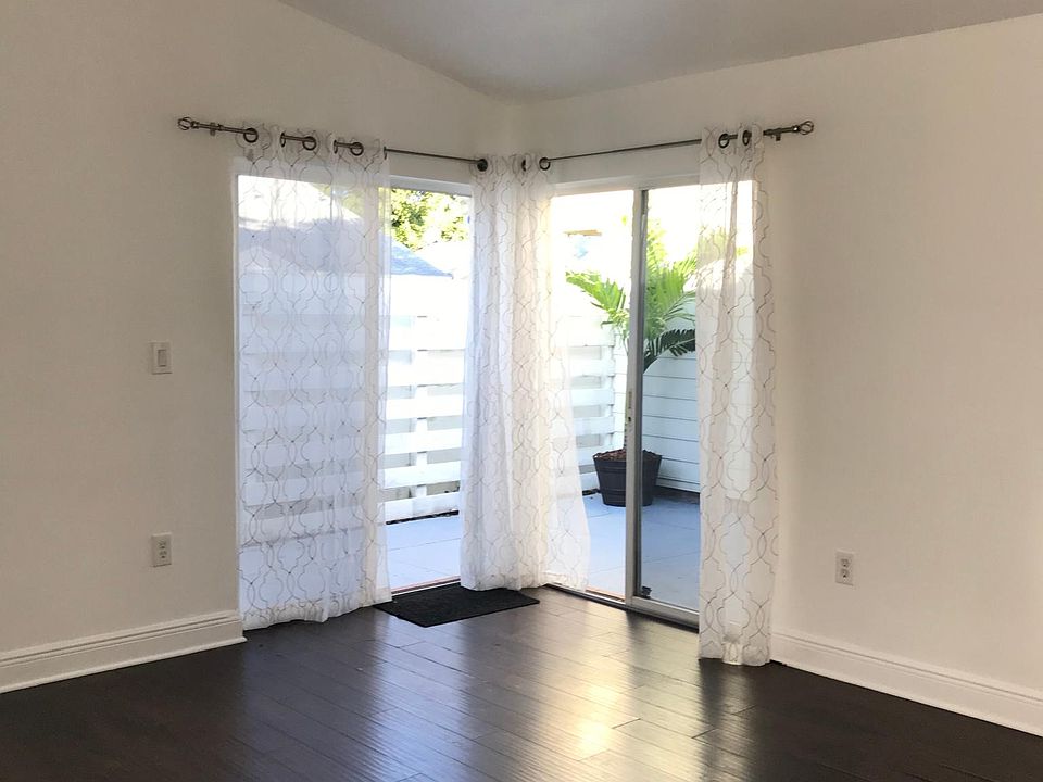Living Room/Dinning Room