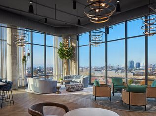 Westerly, Chicago, IL 60642