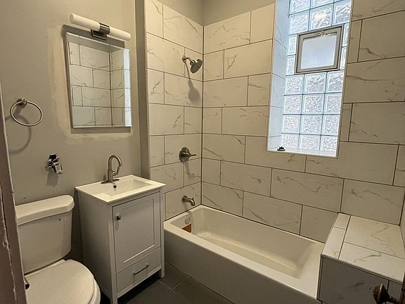 2nd image of 1333 N Campbell Ave APT 2