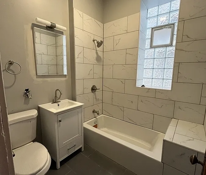 1333 N Campbell Ave #2 — Photo 2