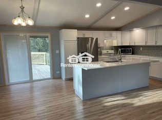 684 Baker Rd, Hudson, WI 54016