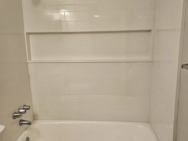 1951 Dutch Village Dr — Photo 7