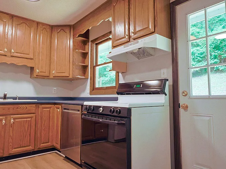 205 Tamassee Dr — Photo 51