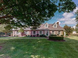 401 McDowell Dr, Danville, KY 40422