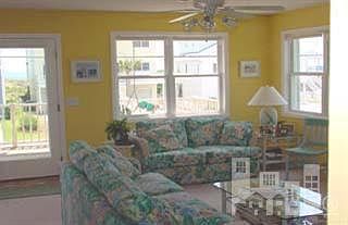 5th image of 821 N Fort Fisher