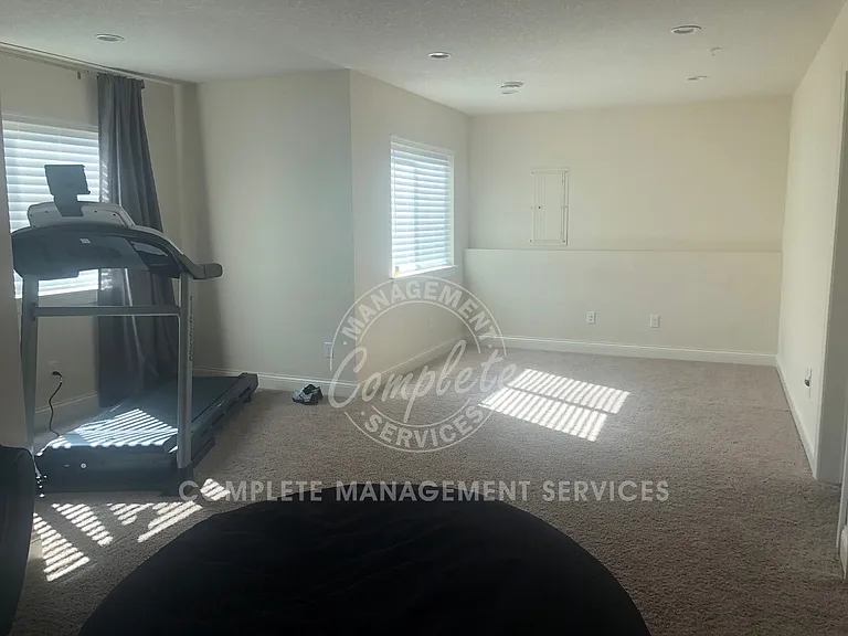 14367 Parkside Ct NW — Photo 9