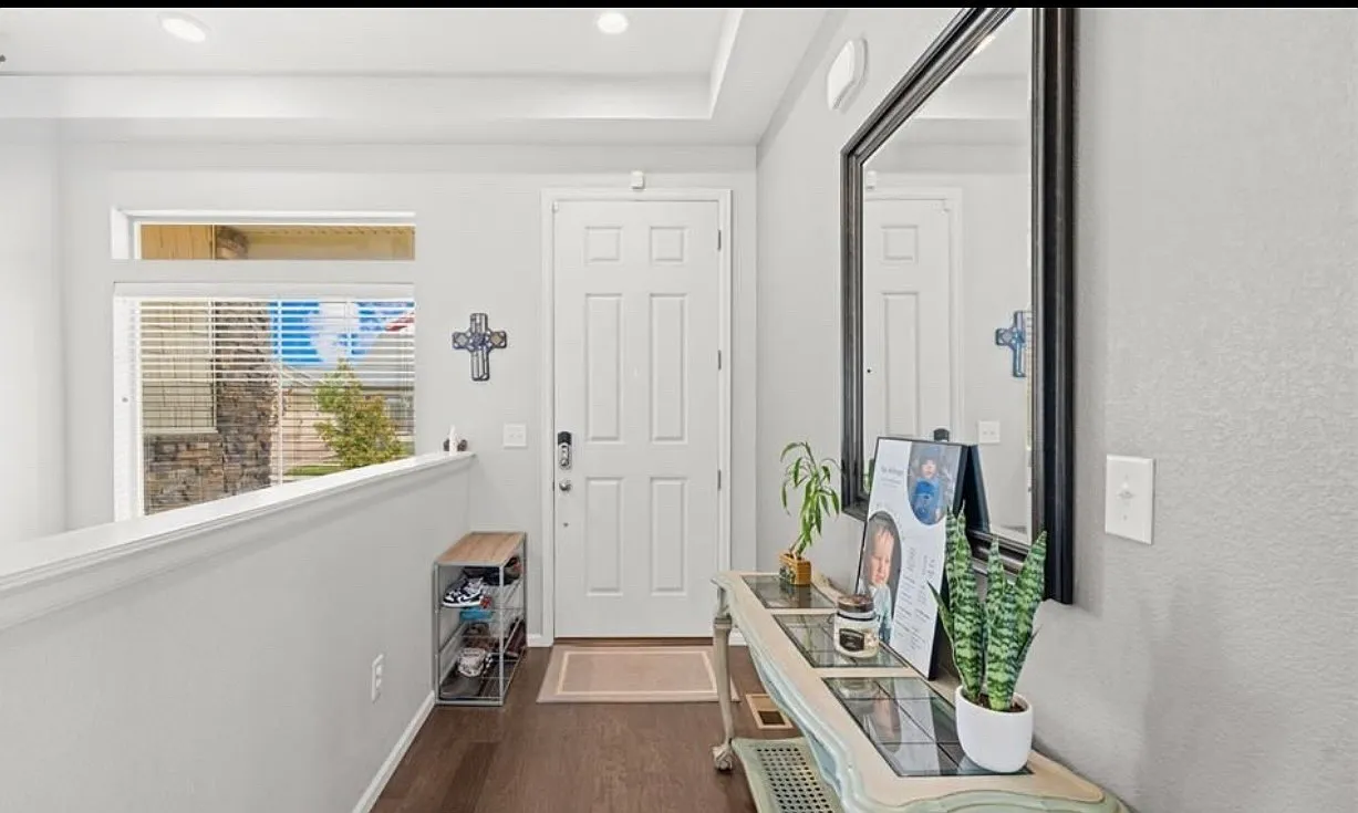 4 bed, 3390 sqft, $3,000 — Photo 3