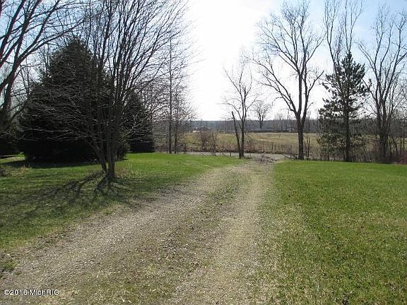 4th image of 41838 Waukeenah Dr