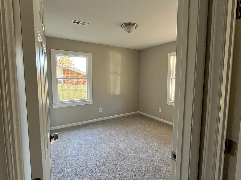 509 Solar Dr — Photo 11