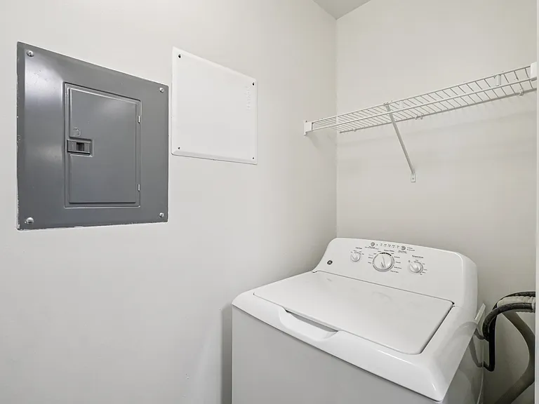 Abbey Ridge Apartment Homes — Photo 64