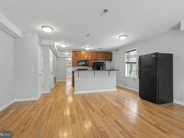 1515 W Oxford St #3, Philadelphia, PA 19121