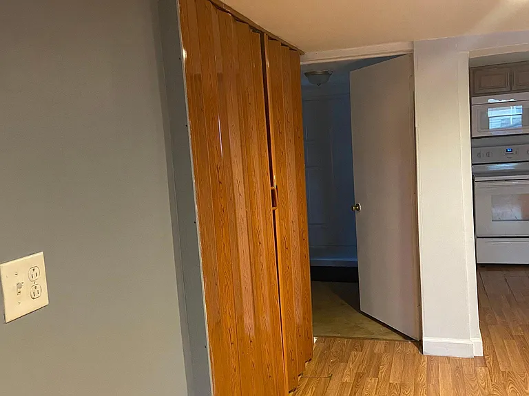 619 Diamond Hill Rd #LOWER FLOOR — Photo 18