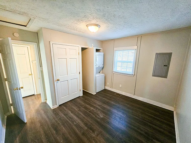 2844 - 2846 Dr Andrew J Brown Ave — Photo 10