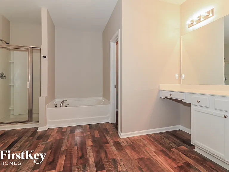 109 Caledonian Cir — Photo 12