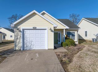 1505 Autumn Dr, Boonville, IN 47601