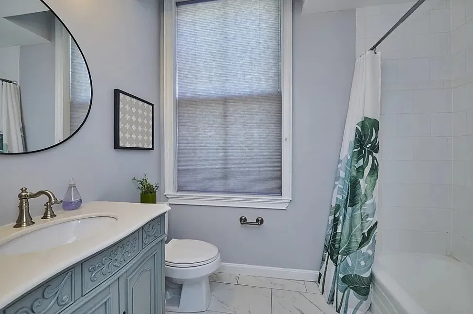 3 bed, 952 sqft, $1,214 — Photo 3