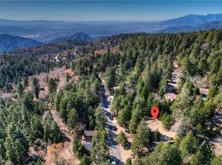 2402 Spring Oak Dr, Running Springs, CA 92382