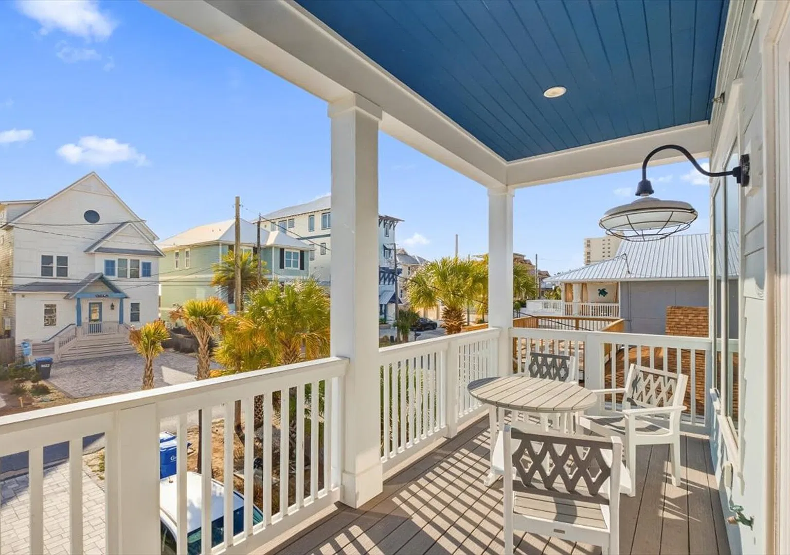 7BR Vacation Home, Walk to Beach | Pool & Hot Tub — Photo 2