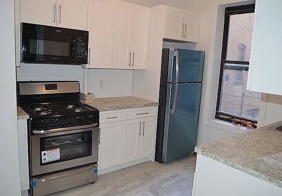 5th image of 800 Ocean Ave #2L