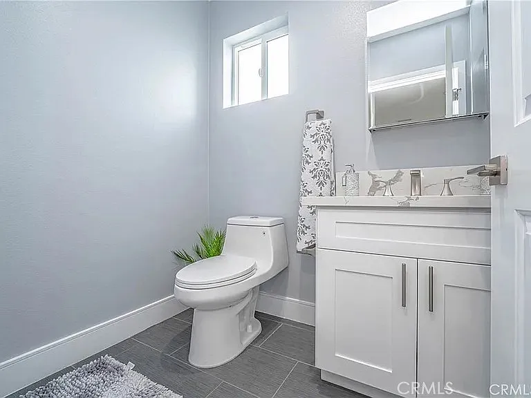 232 E Gage Ave — Photo 6