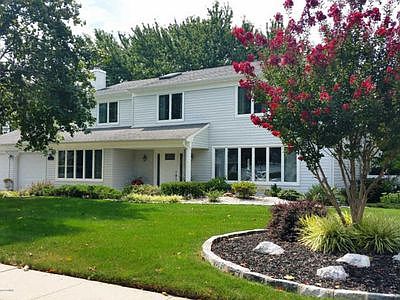 5 Bedroom Light and Bright.